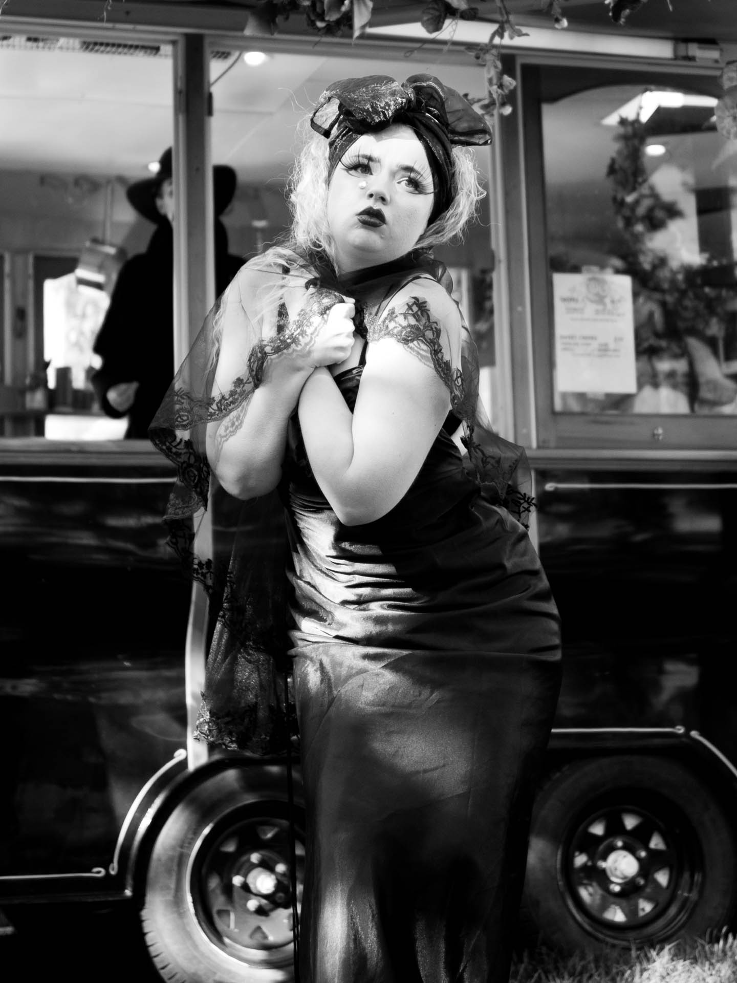 Cabaret Sasquatch Performer at Newtown Festival 2017
