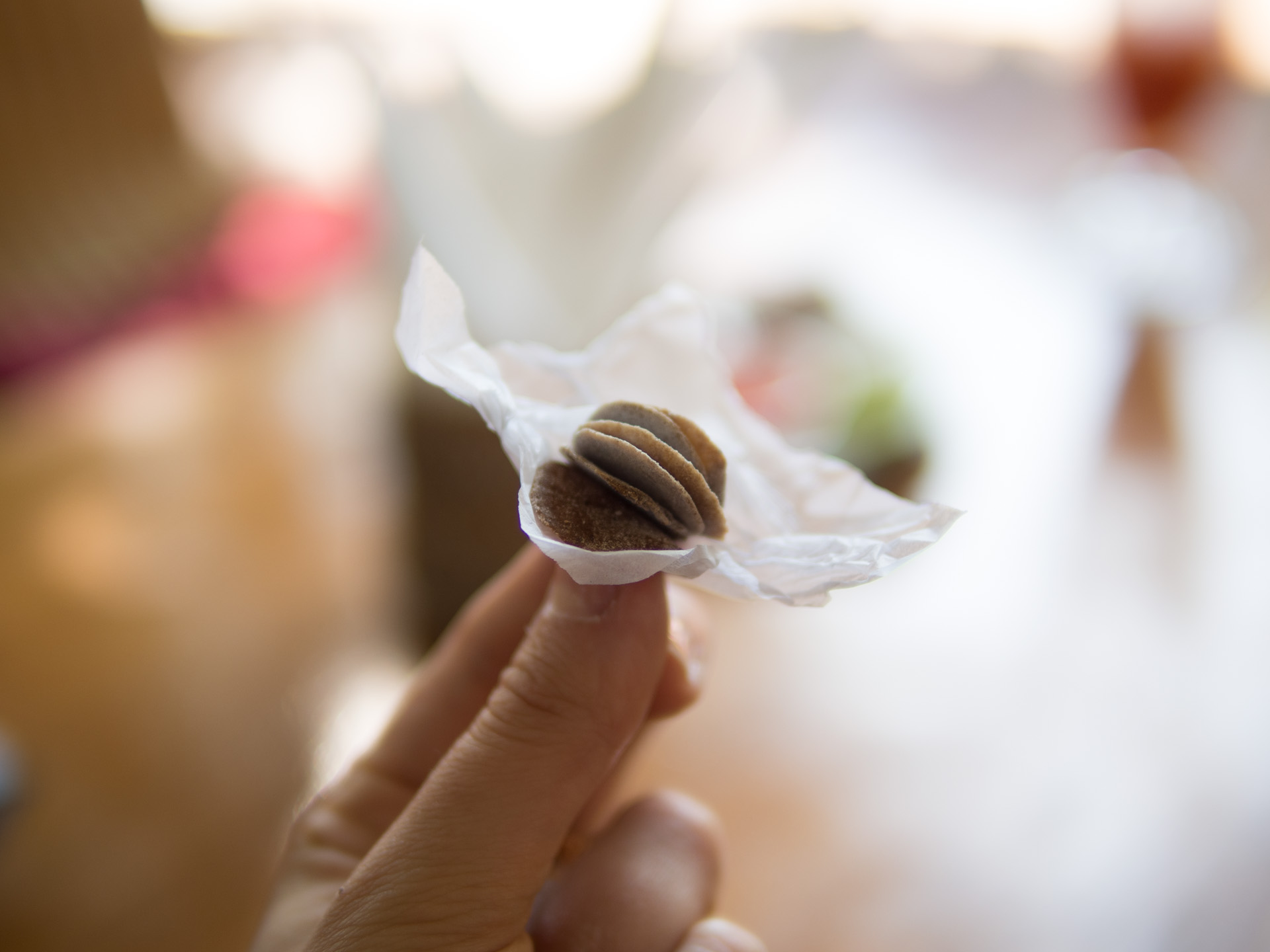 Tamarind flakes